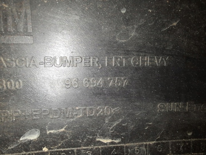 CHEVROLET AVEO T300 ZDERZAKK AVANT 96694757
