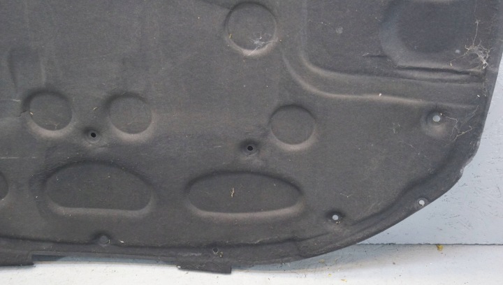 INSONORISATION CAPOTS MERCEDES W204 LIFT (W510)