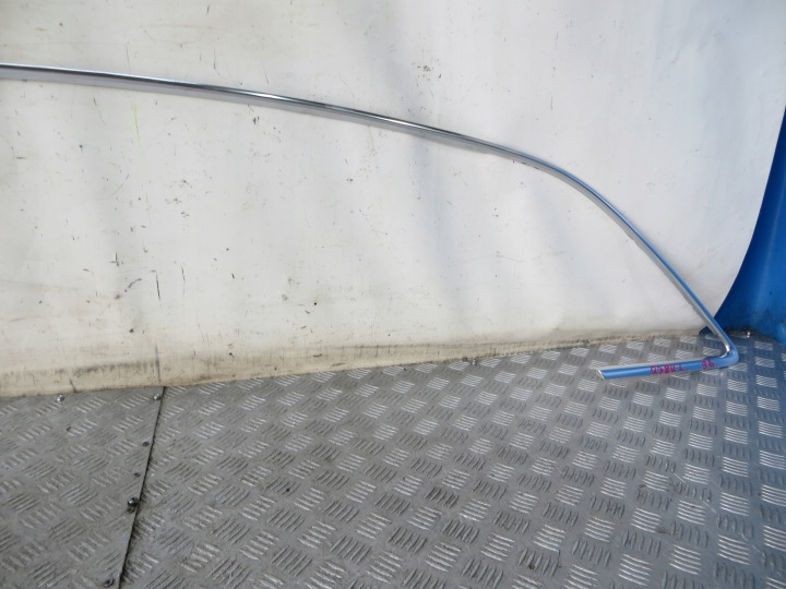 AUDI Q3 8U MOULURE TOITS GAUCHE CHROME 8U0853703A 11-