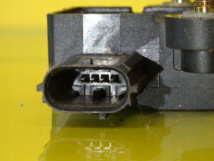 CAPTEUR COUP TOYOTA COROLLA E120 E130 89860-02020 NR474
