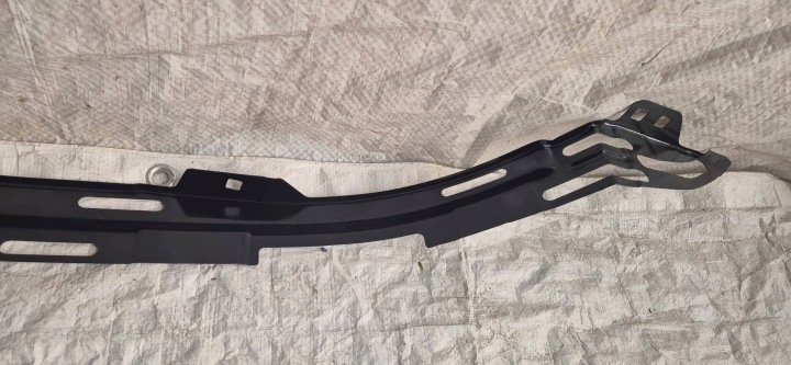 LAND ROVER DEFENDER III L663 20- SUPPORT GARDE-BOUE DROIT AVANT NEUF ORIGINE