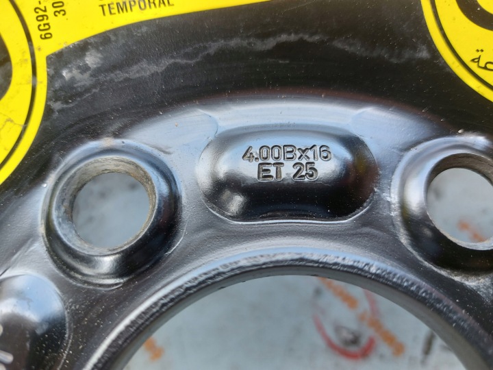 VOLVO S40 V50 KOLO RÉGLAGE 125/85/16 99M 5X108 ET25 30683913 2160823