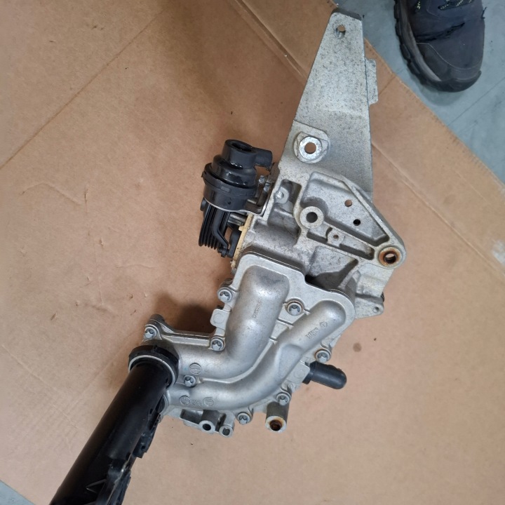 POMPE À EAU TENDEUR VITO SPRINTER GLA CLA GLB GLC GLE W177 W247 W213 W205