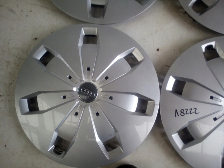 TAPACUBOS 16 AUDI Q2 81A601147 4 PIEZAS (A8222) 