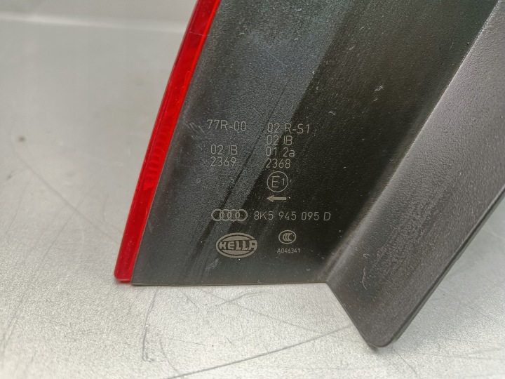 PHARE GAUCHE ARRIÈRE ARRIÈRE GARDE-BOUE BERLINE AUDI A4 B8 8K5945095D