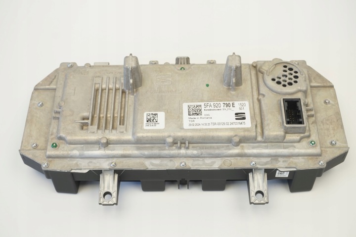 CUPRA FORMENTOR 2025 LIFT 1.5 ETSI TSI COMPTEUR TABLEAU DE BORD 5FA920790E