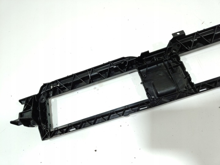 POIGNÉE SUPPORT PARE-CHOCS RENFORCEMENT AUDI A5 B9 VAG 8W6807771D