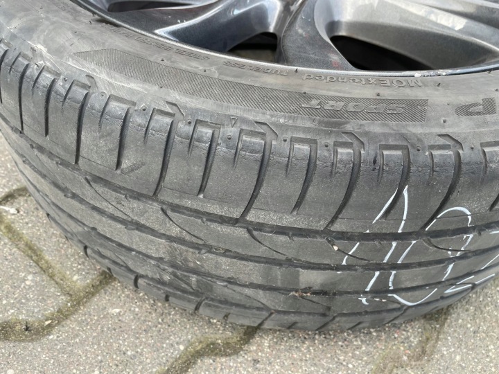 MAZDA 6GJ 2015- ROUES JANTES ENSEMBLE 7.5JX19 ET45 235/45 R19