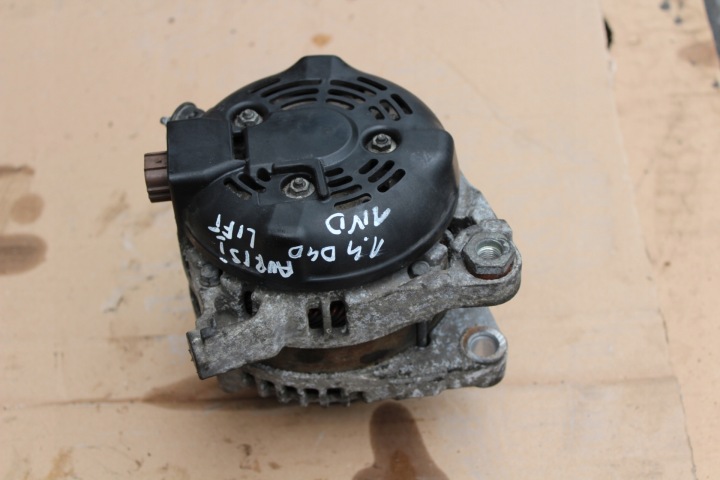 ALTERNATEUR YARIS II LIFT AURIS I LIFT 1.4 D4D 1ND 27060-0Y040