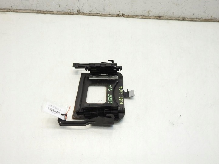 POIGNÉE FIXATION ORDINATEUR VW PASSAT B6 2.0 TDI 3C0906216B