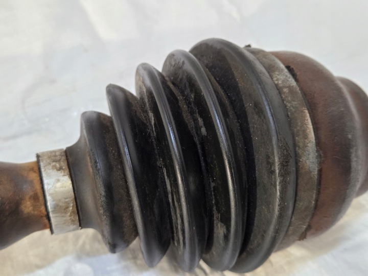 DEMI-ARBRE GAUCHE COURTE KUGA MK2 1.5 TDCI GV6P-3B437-LA