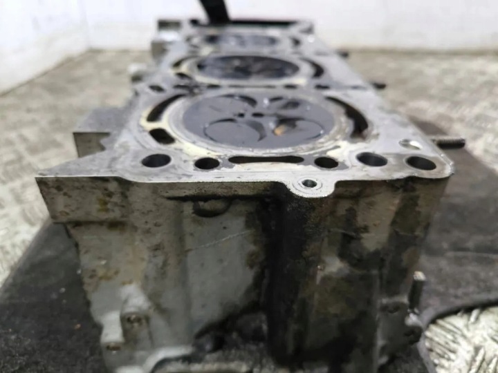 CULASSE MOTEUR CHRYSLER 300 C TOURING (LX) A6420106720 3.0L DIESEL 160KW