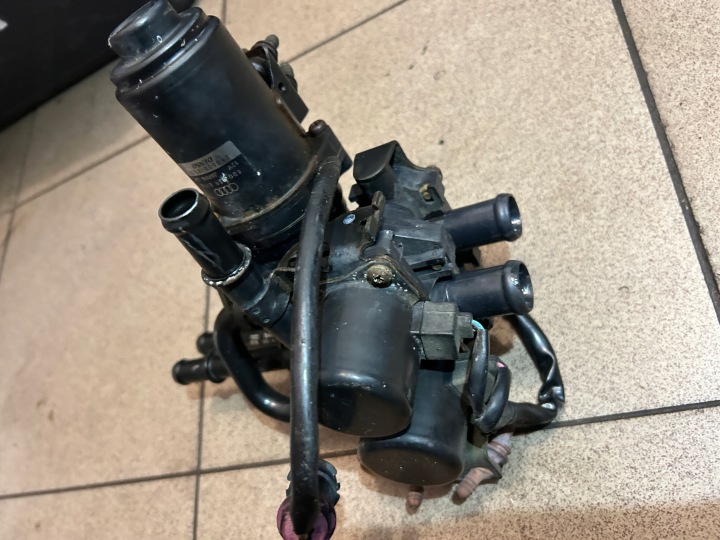 ÉLECTROVANNE CIRCULATION EAU AUDI A8 D2 ESSENCE DIESEL