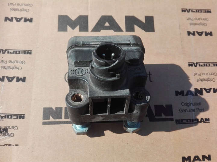 MAN TGX TGS SENSOR UNIDAD DE CONTROL ESP 81.25937-0051 