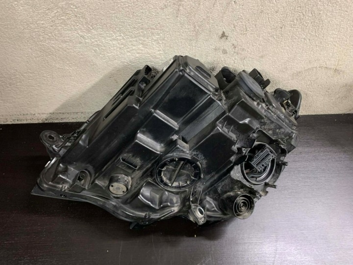 VOLKSWAGEN T6 2020-2025 PHARE AVANT AVANT DROITE COMPLET LED 7L1941036D