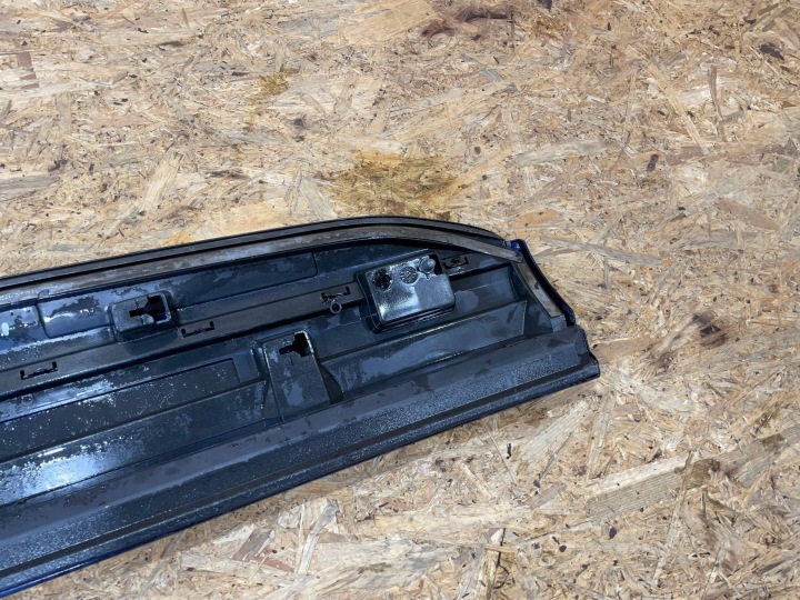 AUDI Q7 II 2 4M0 15- MOULURE INFÉRIEURE PORTES GAUCHE AVANT AVANT