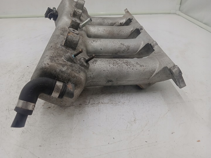 COLLECTEUR ADMISSION VW AUDI SEAT SKODA 1,8 TURBO 06A133223BP