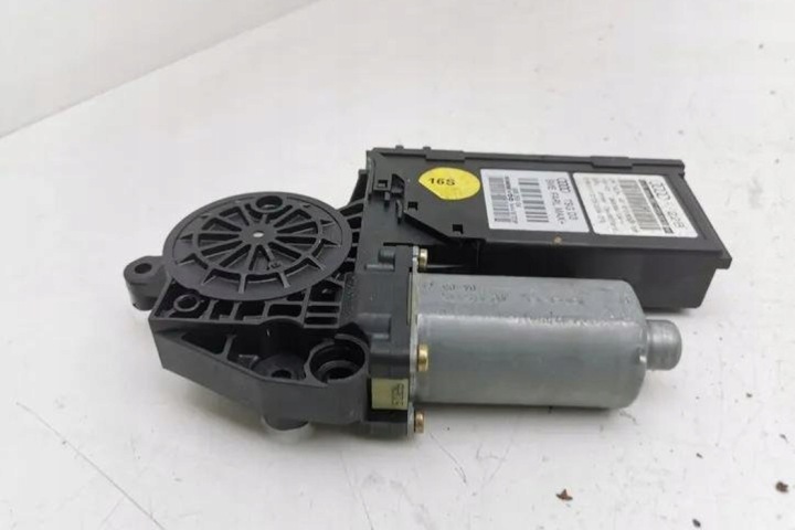 PETIT MOTEUR VITRES AVANT DROITS PORTES AUDI A8 D3 (4E2, 4E8) 4E2959802B