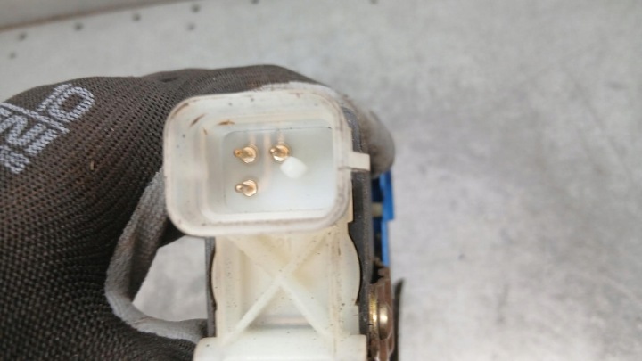 SERRURE DROIT AVANT SAAB 93 9-3 99R 4809356 3PIN