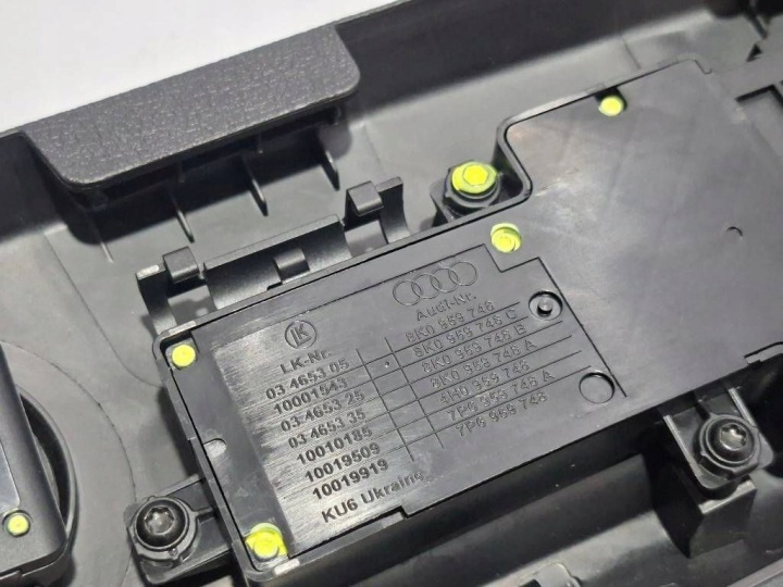 AUDI A6 S6 C7 4G DROITE CÔTÉ PLASTIQUE CHÂSSIS SIÈGES AVEC RÉGLAGE 8T0881326
