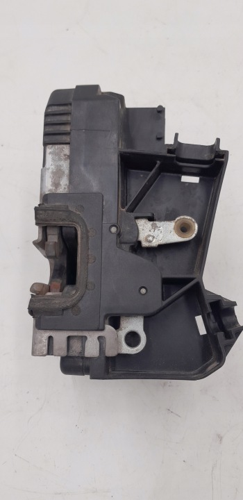 SERRURE DE PORTE GAUCHE AVANT OPEL ASTRA II G 1.7 CDTI