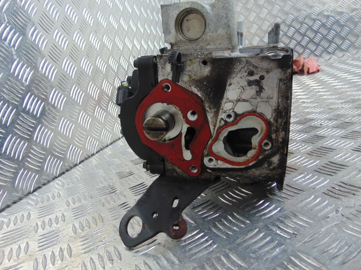 NISSAN NOTE E12 CULASSE 110421615R-B 1.5 DCI 13-