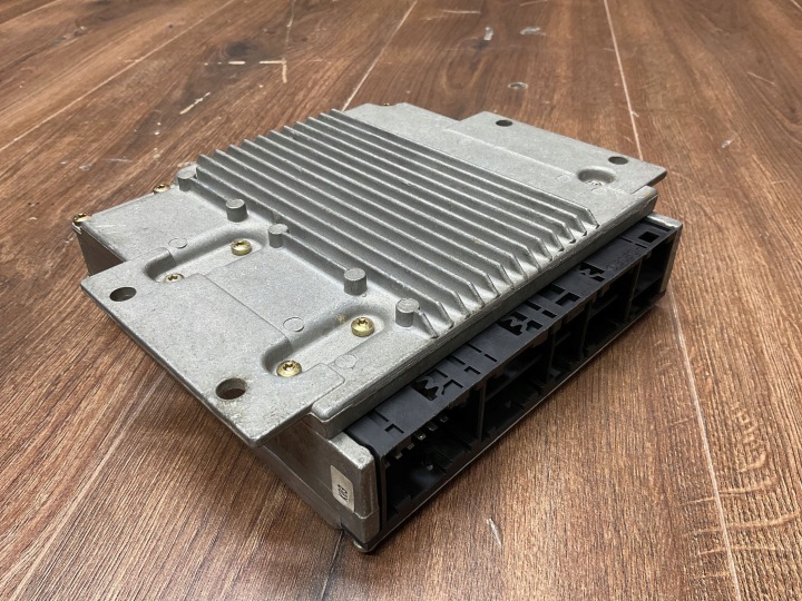 MODULE CONTRÔLEUR MOTEUR MERCEDES W210 W202 W140 M104 A0205450432 0261204104