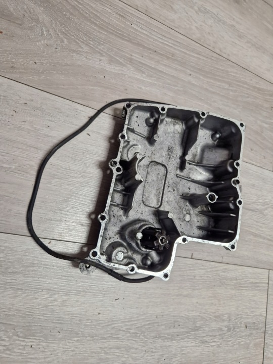YAMAHA FZ8 FZ8N FZ8S CARTER HUILEUX CUVETTE CARTER 10-15