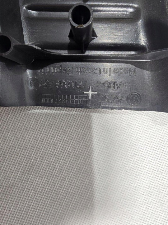 VW TOUAREG II 7P CAYENNE II PROTECTION COURROIE ARRIÈRE ARRIÈRE CALANDRE 7P0863459G