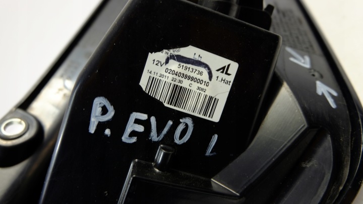 FIAT PUNTO EVO PHARE DROIT ARRIÈRE EUROPE 51913735