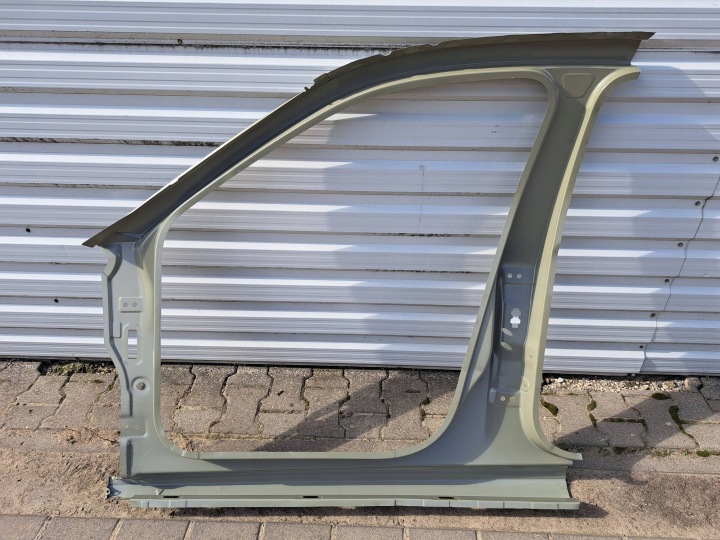POTEAU DROIT A B SEUIL BRODERIE DROIT SKODA KAMIQ 658809606