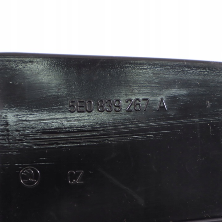 SKODA OCTAVIA 5E LIMITEUR PORTES CHILI ROUGE 5E0839249A