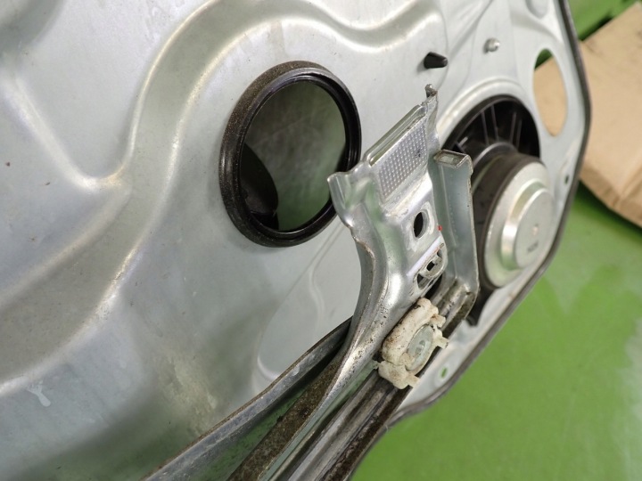 ÉLÉVATEUR VITRES DROIT AVANT VOLVO C30 08R
