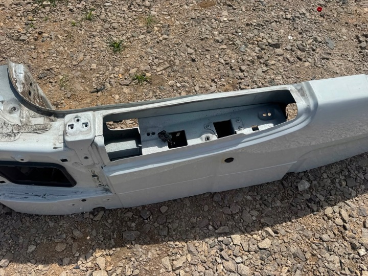 ANGLE POTEAU DROIT ARRIÈRE MASTER MOVANO NV400