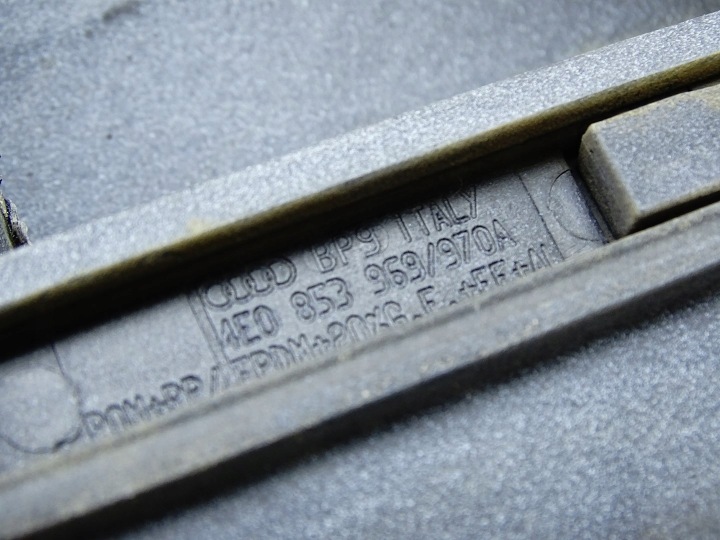 MOULURE PORTES GAUCHE ARRIÈRE GAUCHE ARRIÈRE AUDI A8 D3 LZ9Y 4E0853969A