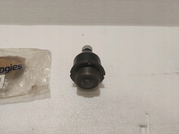 PIVOT BRAS DE SUSPENSION