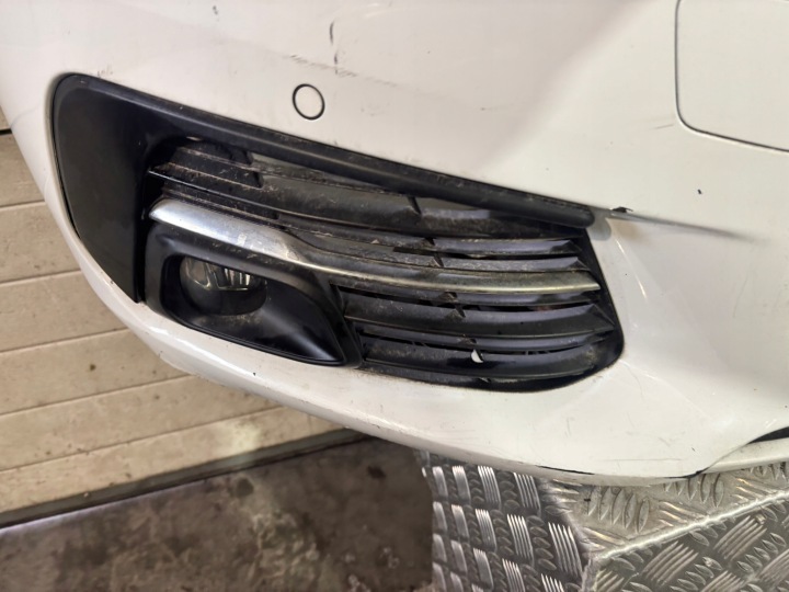 PARE-CHOCS AVANT AVANT ORIGINAL PEUGEOT 308 T9 967736380