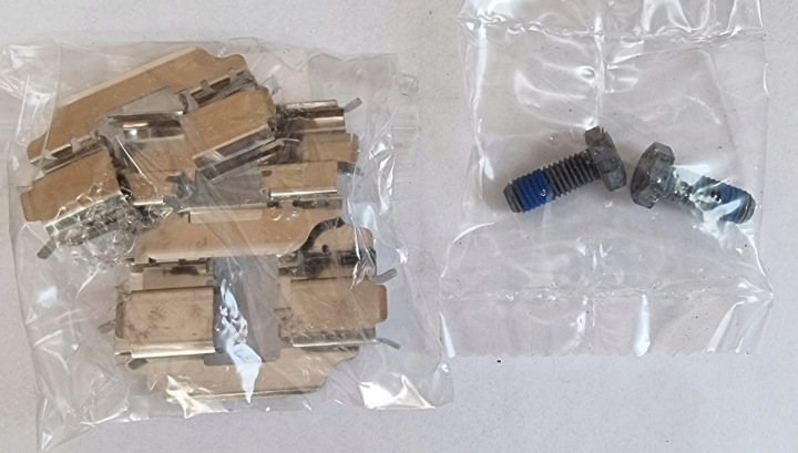 DISQUES PLAQUETTES RENAULT KANGOO II MOTRIO RENAULT CZY