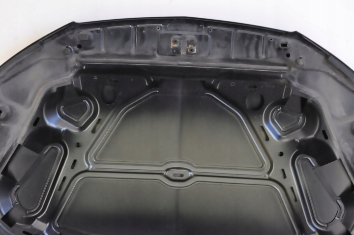SEAT LEON III CAPOT COUVERCLE CHAMBRES MOTEUR 100UM