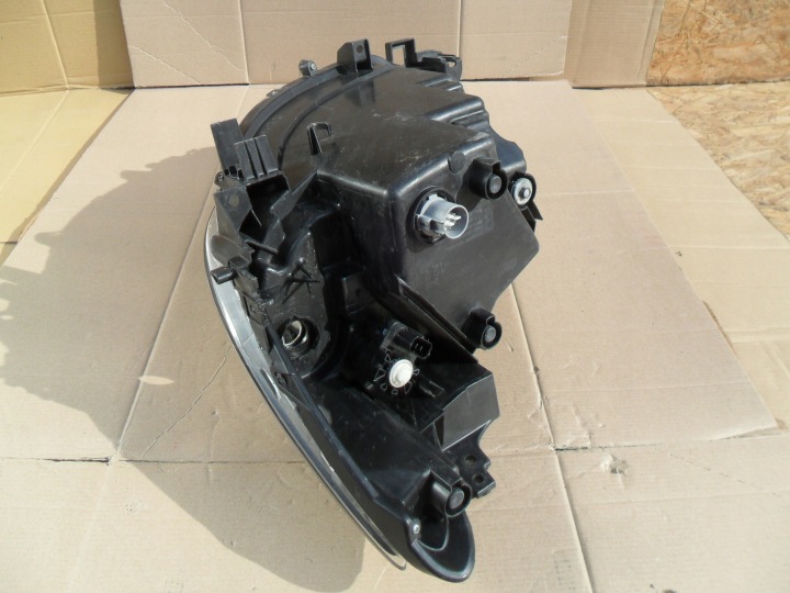 MAZDA CX5 LIFT LED PHARE DROITE AVANT 2016 09895442