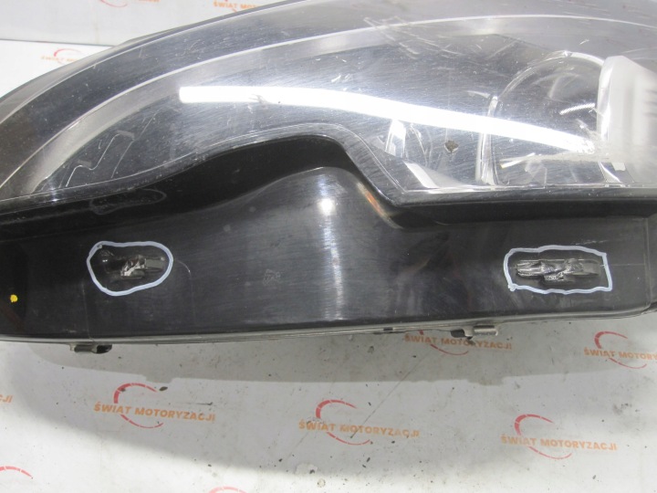 PEUGEOT 308 LIFT 17R PHARE GAUCHE AVANT ANGLAIS LED 9800546480 030128763103