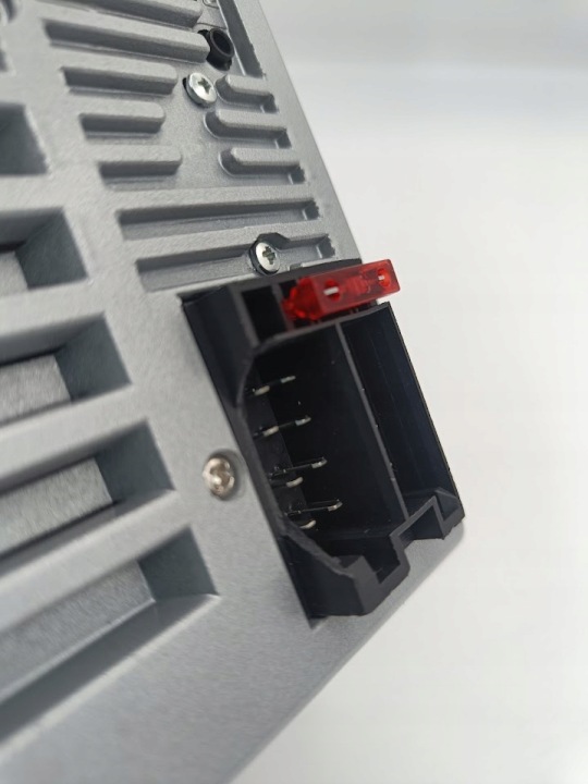 RADIO AUTOMOBILE 7018B MULTIMEDIALNE