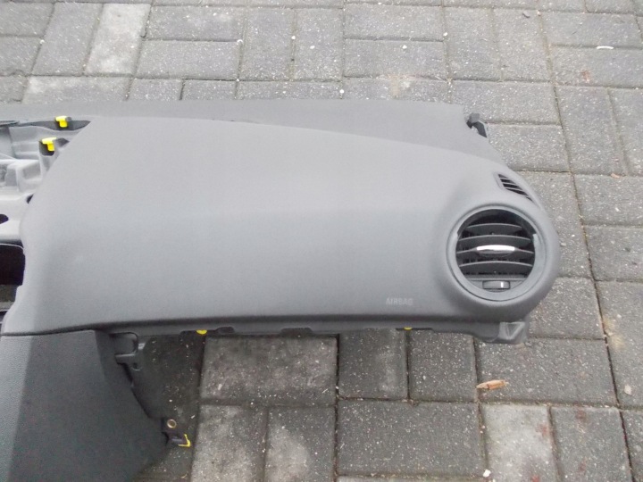CONSOLE OPEL CORSA D 13184100 COULEUR CHARCOAL