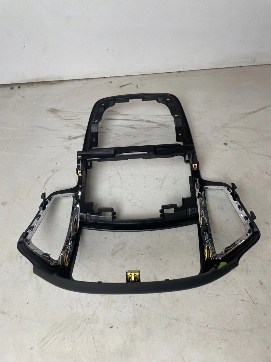PANNEAU CHÂSSIS RADIO OPEL ZAFIRA C