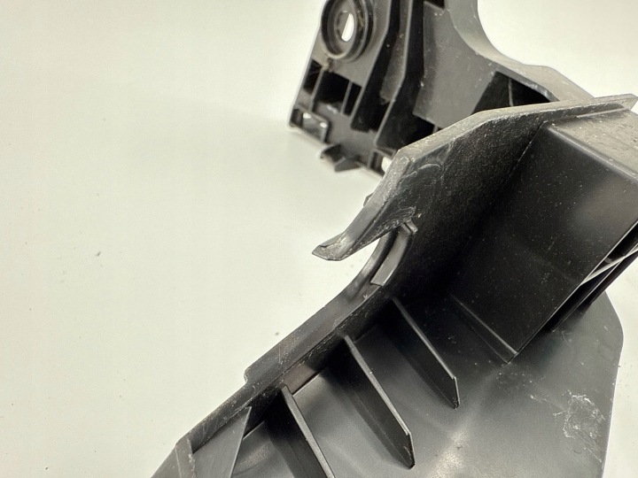VOLKSWAGEN GOLF VIII 2020 ARRIÈRE POIGNÉE FIXATION PARE-CHOCS ARRIÈRE