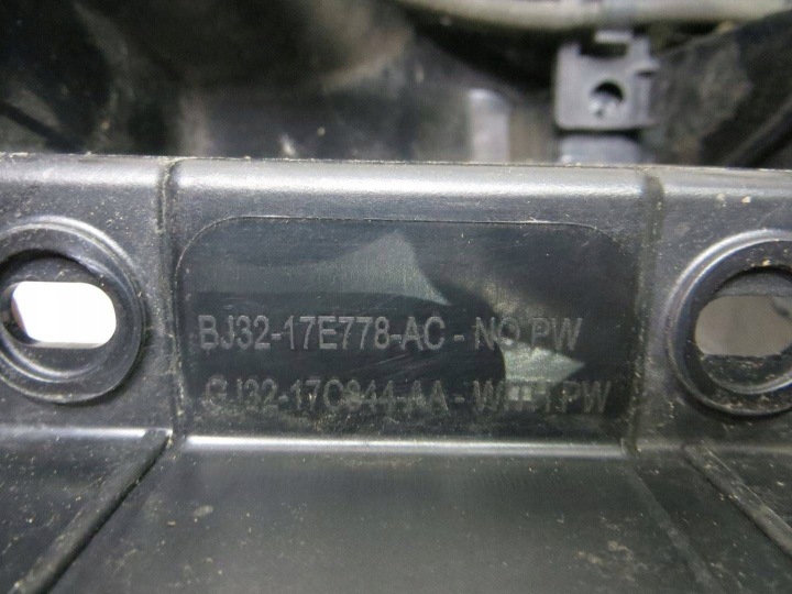 LAND ROVER EVOQUE LIFT POUTRE PARE-CHOCS JEU BJ32-17E778-AC