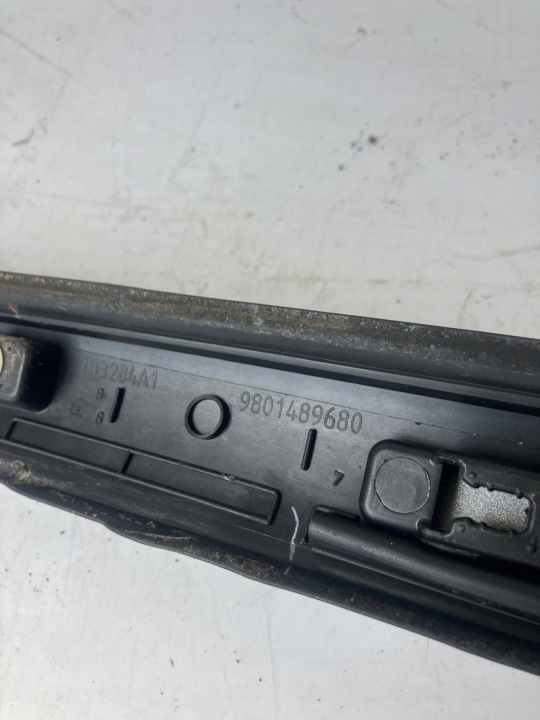 MOULURE PARE-BRISE CITROEN C4 GRAND PICASSO II GAUCHE KCAC KCA 9801489680
