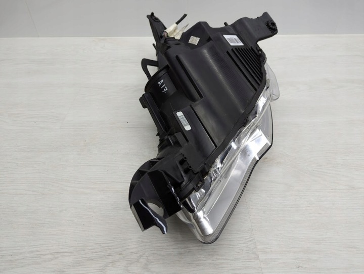 PHARE PROJECTEUR DROIT AVANT CITROEN DS3 1606931880