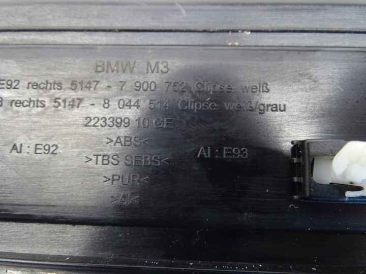 BAGUETTES REVÊTEMENTS SEUIL MODULE JEU DROITE GAUCHE AVANT BMW E92 E93 8042855