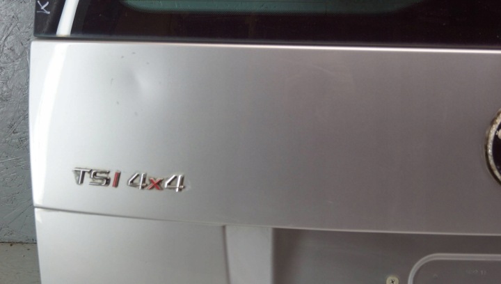 COUVERCLES DE COFFRE COUVERCLES DE COFFRE ARRIÈRE SKODA YETI LA7W (K482)